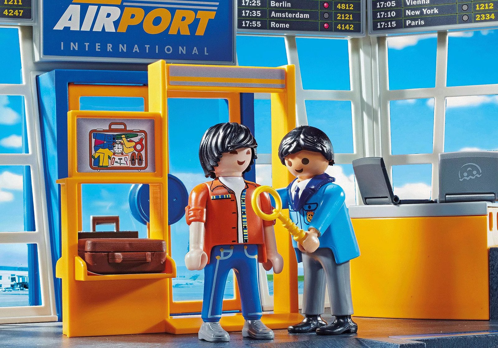 Playmobil 71153 City Action Airport with Airplane and Control Tower ซิตี้แอคชั่น สนามบินพร้อมเครื่องบินและหอควบคุม - Image 7