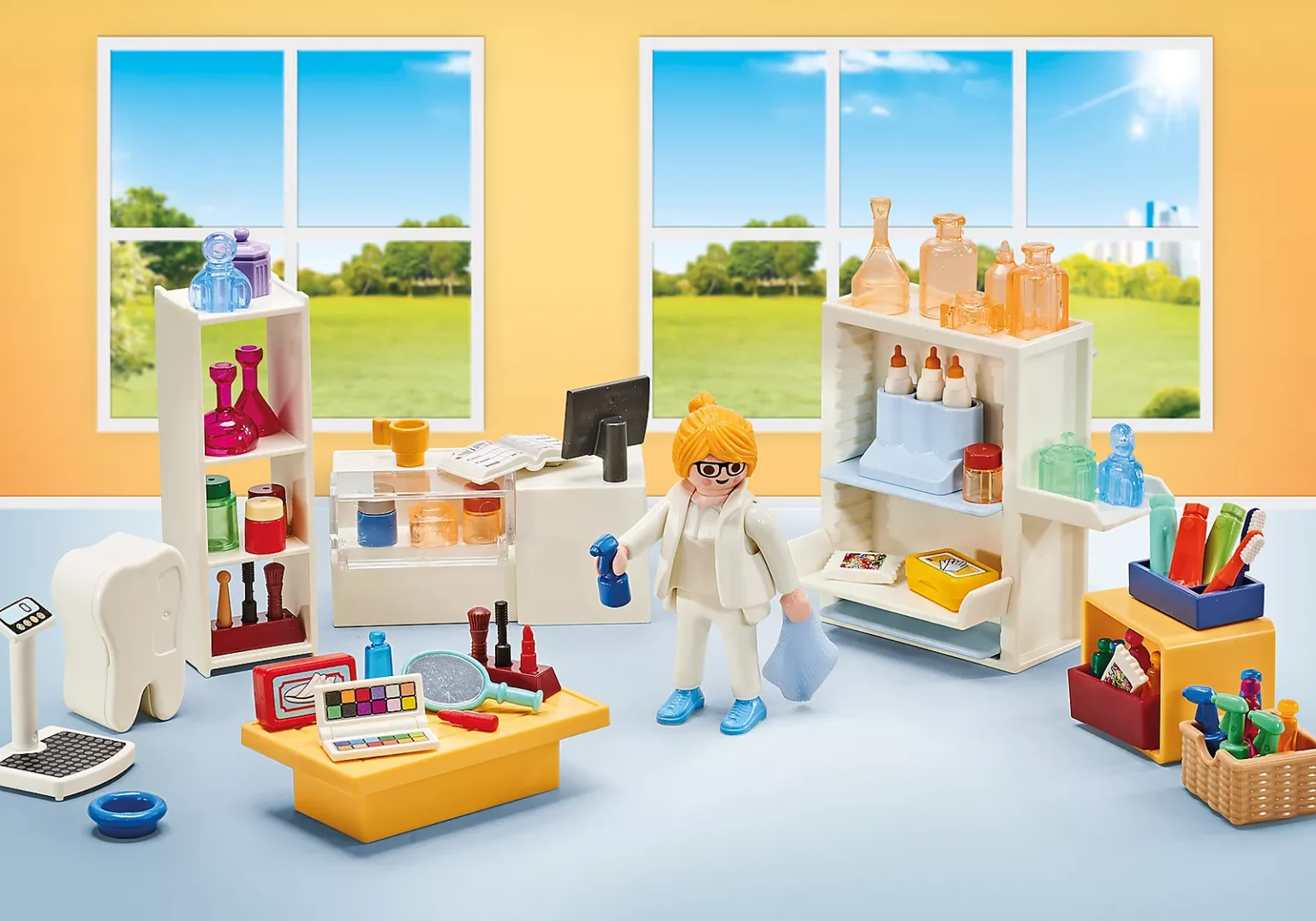 PLAYMOBIL® PLUS 9858 Pharmacy ร้านขายยา